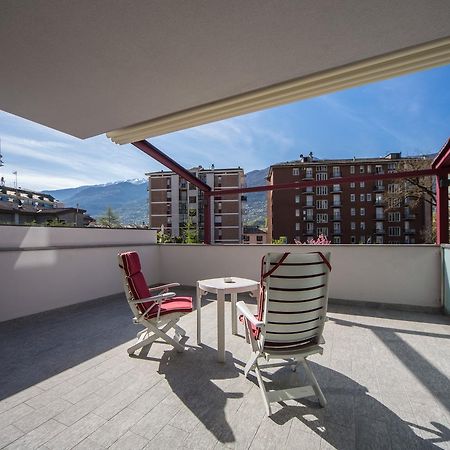 Piazzi House Apart otel Sondrio Dış mekan fotoğraf