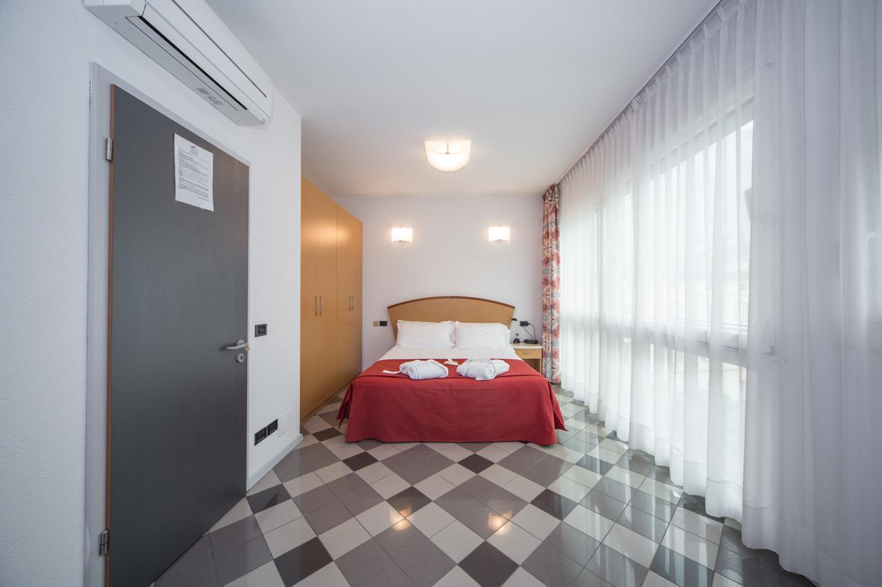 Piazzi House Apart otel Sondrio Dış mekan fotoğraf