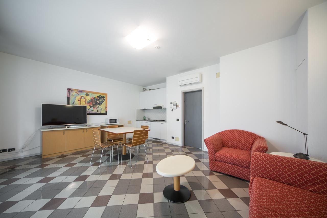 Piazzi House Apart otel Sondrio Dış mekan fotoğraf