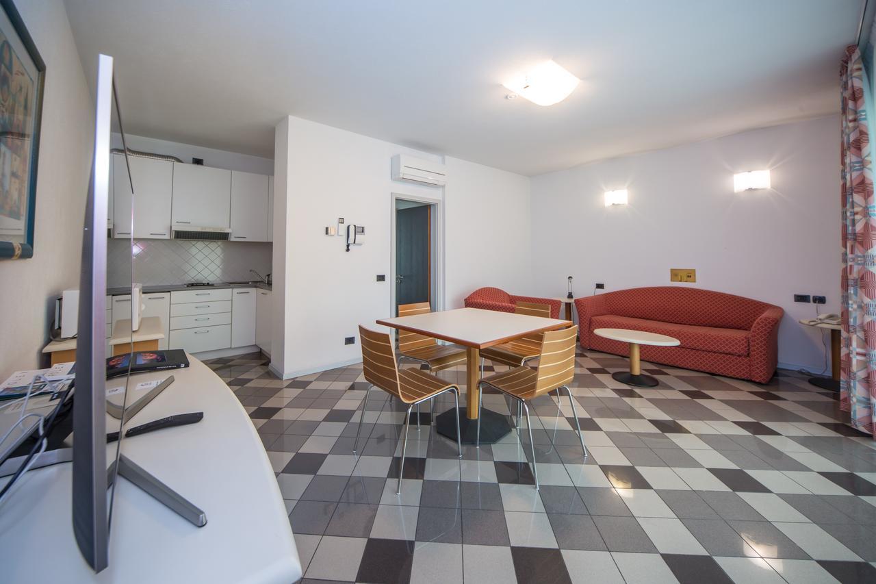 Piazzi House Apart otel Sondrio Dış mekan fotoğraf