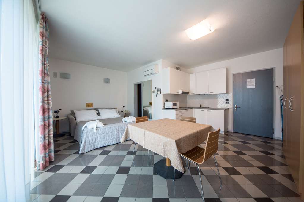 Piazzi House Apart otel Sondrio Oda fotoğraf