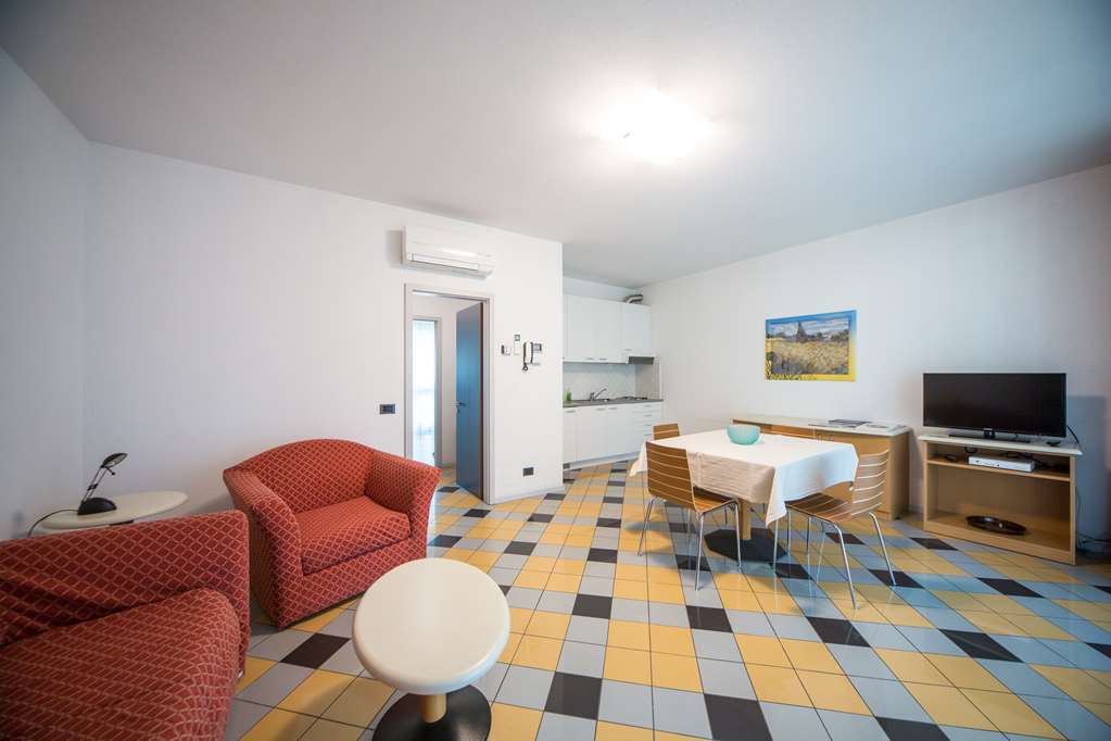 Piazzi House Apart otel Sondrio Oda fotoğraf